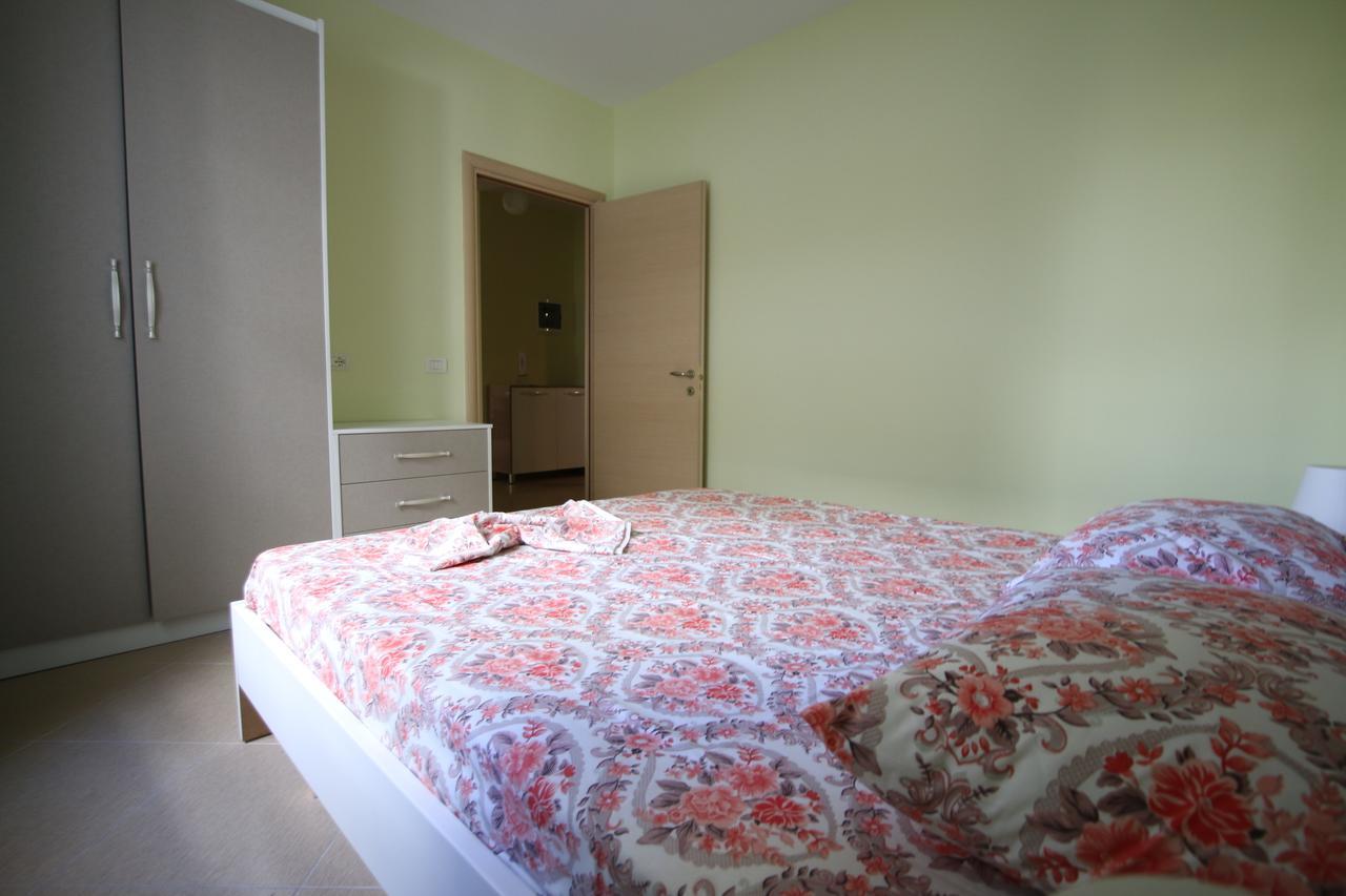 Cozy Sea View Apartment K4 Sarandë エクステリア 写真